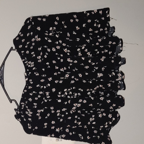 Stylish Black Skirt with Big Flower